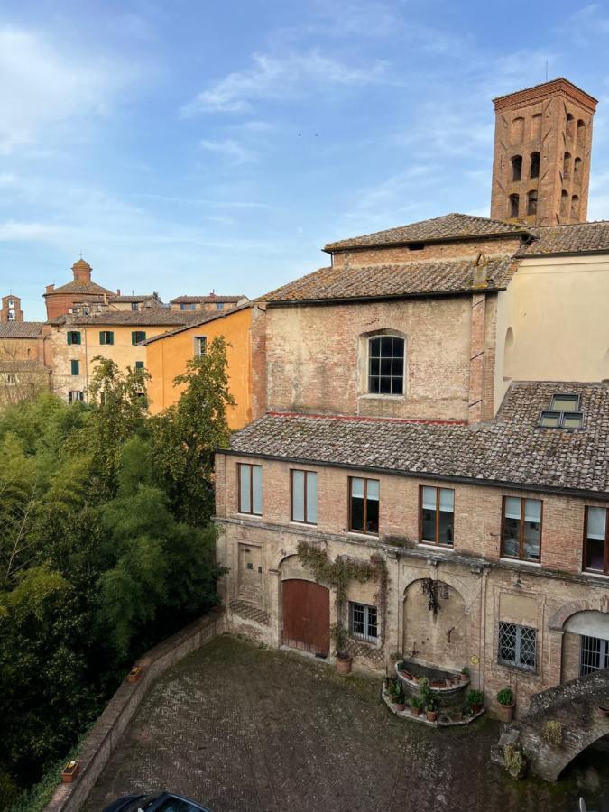 B&B Palazzo Bruchi Siena Exterior photo